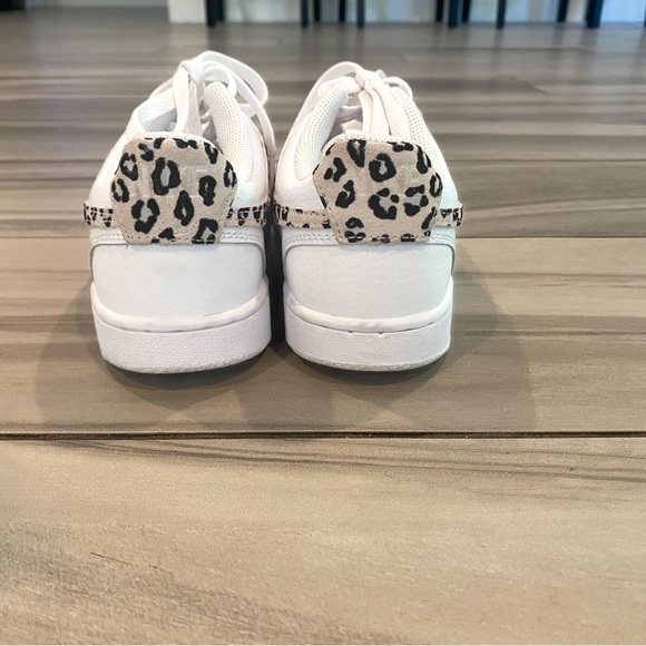 Nike Court Vision Low Sneakers White/Leopard - Picture 8 of 8